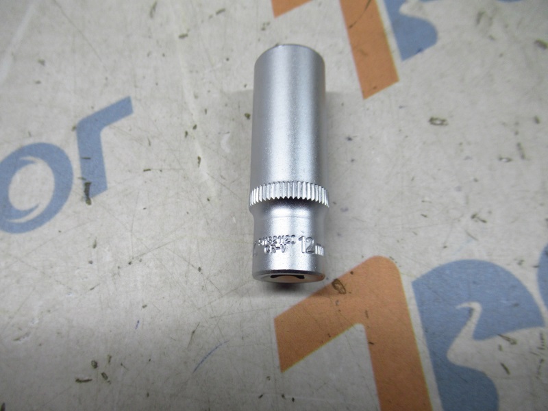 Головка 6-гранная глубокая 12 мм 1/4" THORVIK S11S21120 