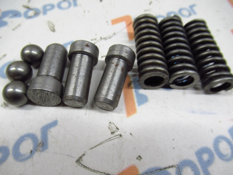 РК пластины фиксатора КПП Газон NEXT RGC41R11-1702801 RIGINAL 