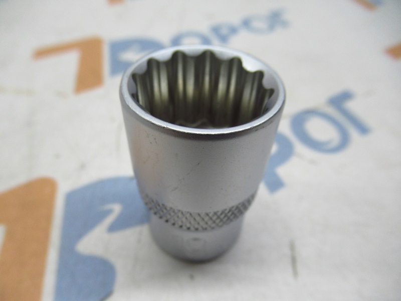 Головка 12-гранная 19 мм 1/2" ДТ 622019 