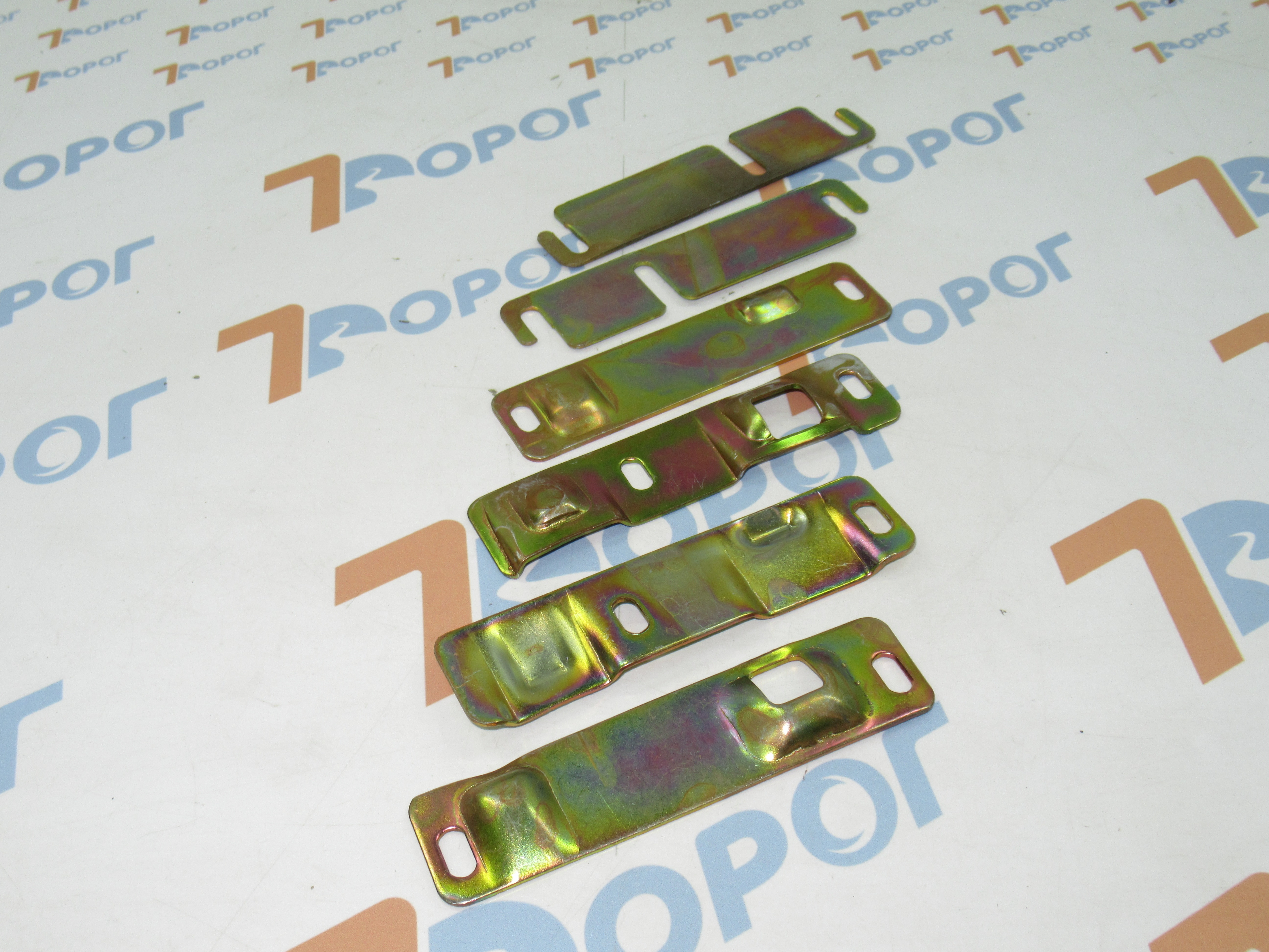 Защелка стопора задней двери (пластины) ГАЗ-2705 2705-6305377/78 