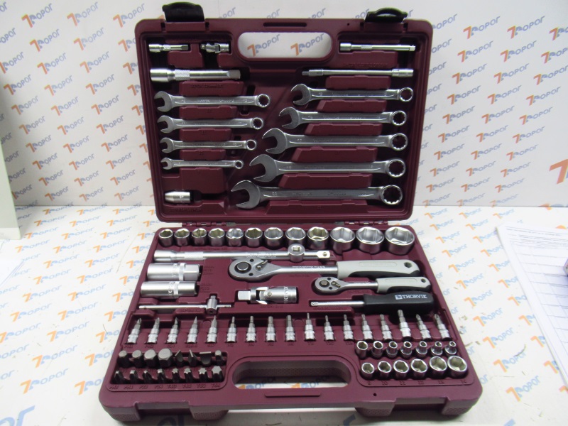 Набор инструмента THORVIK 82 предмета 1/4", 1/2" UTS0082  