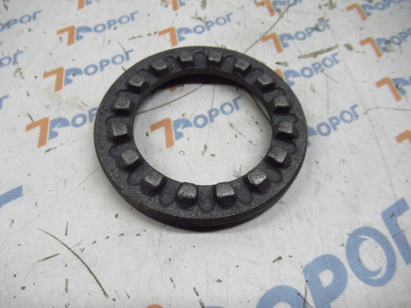 Гайка подшипников дифференциала ГАЗ-3302-3221 3302-2403040 