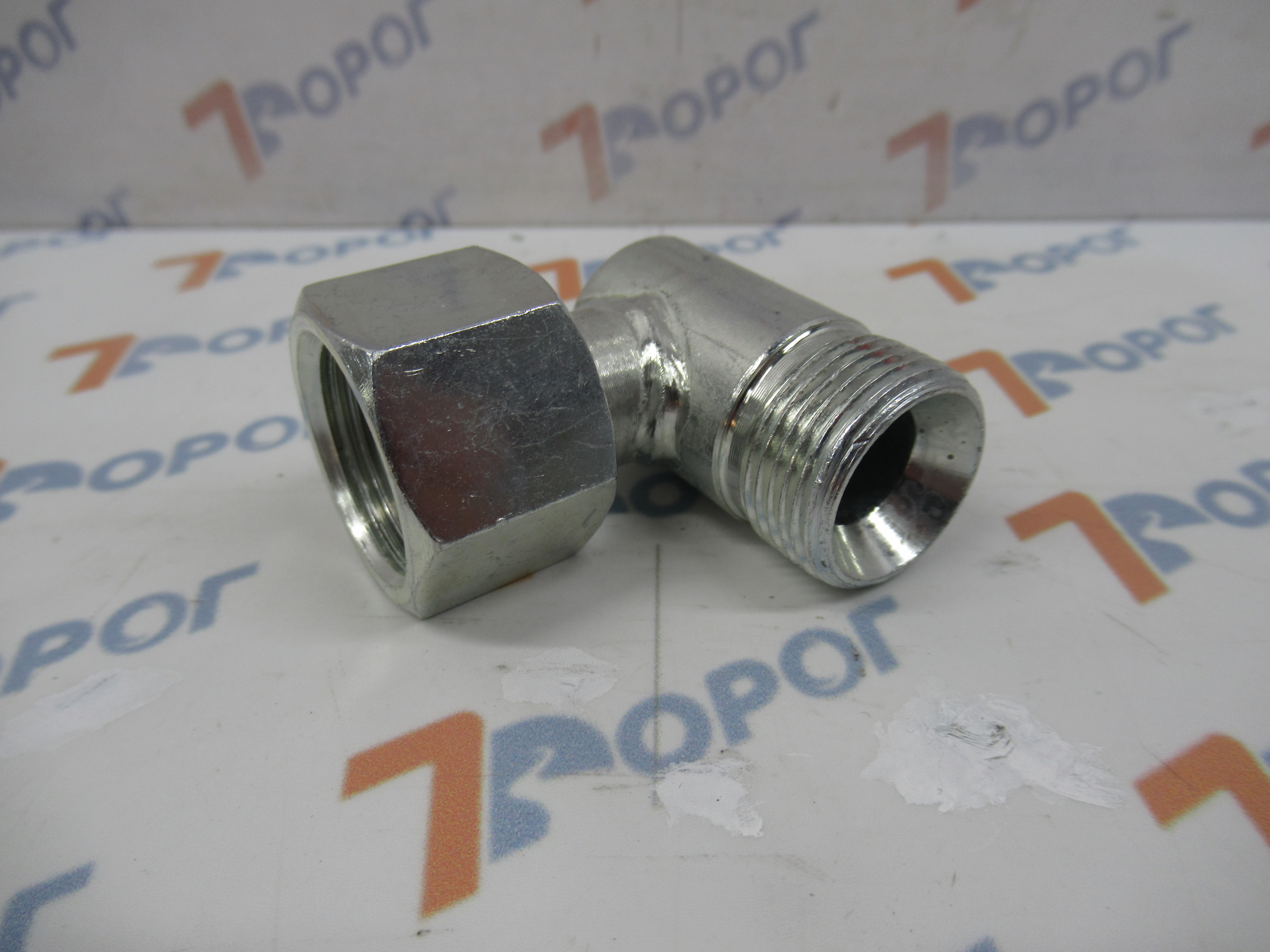Уголок РВД S27 с гайкой М22*1,5 