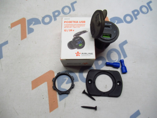 Розетка USB встраиваемая влагозащ. с 2 портами и вольтметром (5В, QC3.0A + Type-c PD) AEBJ200